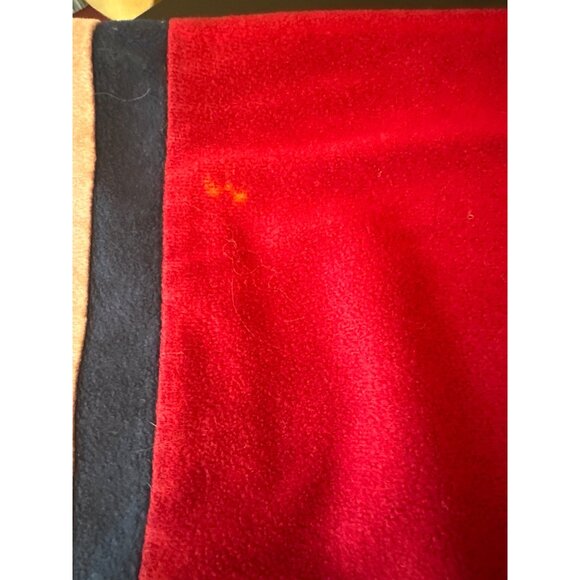 Royal Knight Mens Red Velvet Bathrobe With Belt & Monogram One Size - Picture 5 of 5